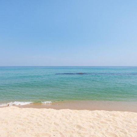 Gangneung Mirabell Spa Pension Екстериор снимка